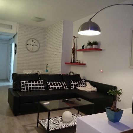 Moderno Apartamento Torremolinos Centro Apartman Kültér fotó