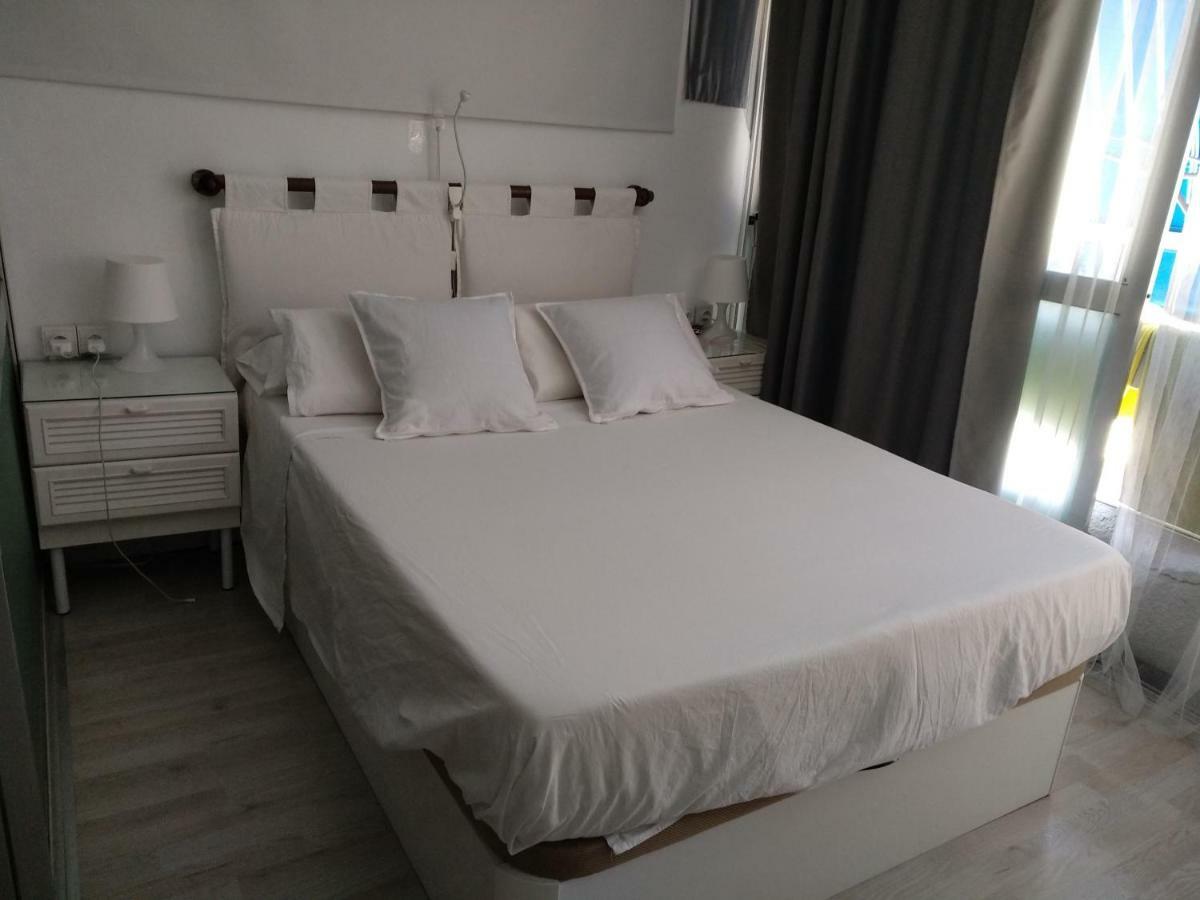 Moderno Apartamento Torremolinos Centro Apartman Kültér fotó
